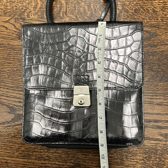 90’s Prada Black Croc embossed leather top handle handbag. - Picture 12 of 13